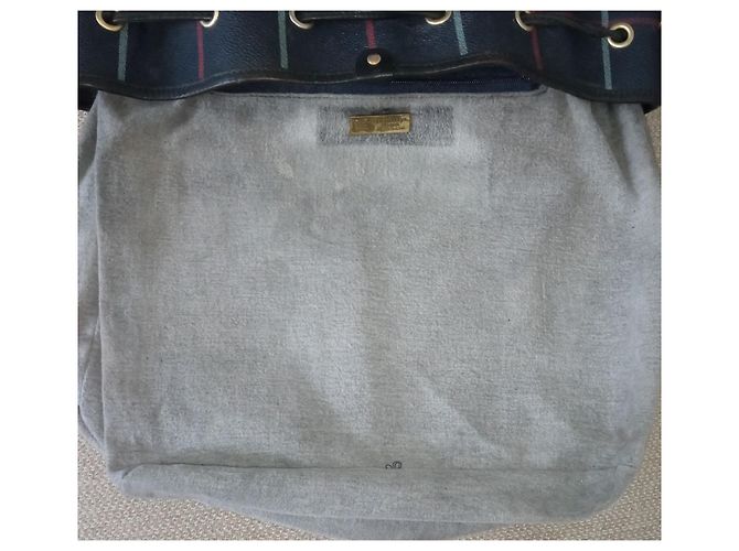 Borsa a secchiello Burberry in pelle blu navy - vista 5