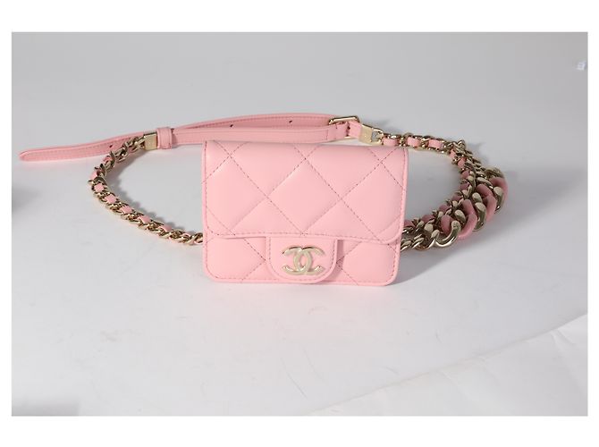 Chanel Pink Gesteppte Lammleder Elegante Gürteltasche mit Kette - Ansicht 5