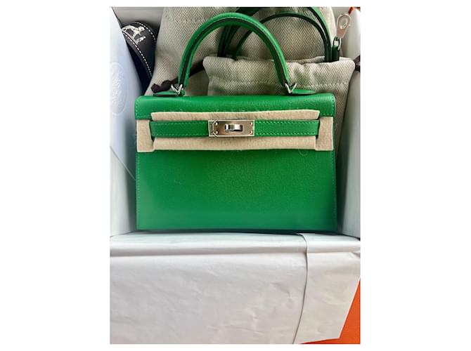 Hermès Mini Kelly Chèvre Bambú Paladio Verde - vista 3