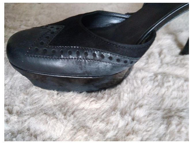 Décolleté Gucci in pelle nera con plateau e punta quadrata Nero - vista 2