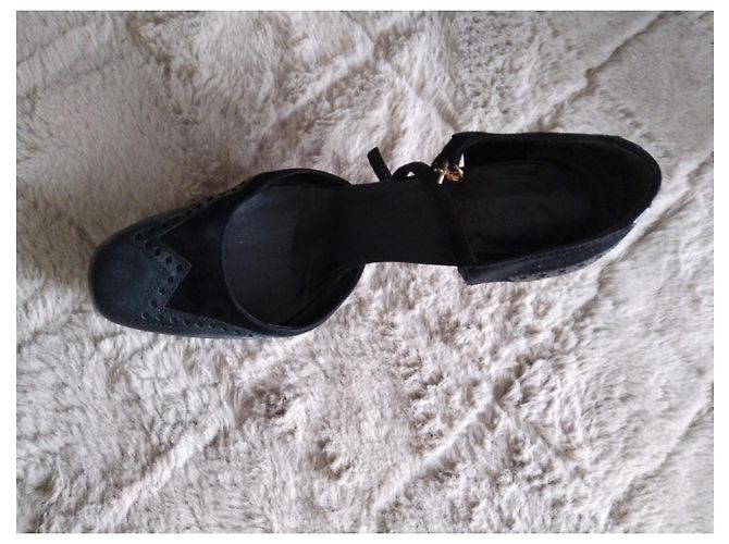 Décolleté Gucci in pelle nera con plateau e punta quadrata Nero - vista 7