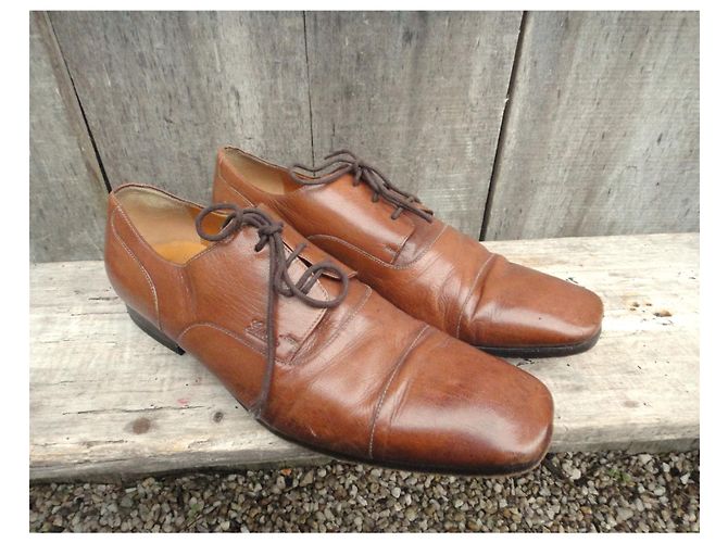 Scarpe Derby Gucci in pelle marrone chiaro 41,5 - vista 3