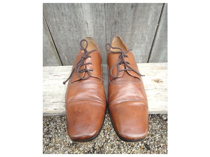 Scarpe Derby Gucci in pelle marrone chiaro 41,5 - vista 4