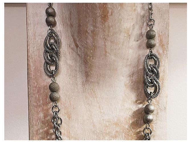 DOLCE & GABBANA Halskette aus Stahl mit gefütterter Kette mit glänzenden und diamantierten Perlen - Ansicht 10