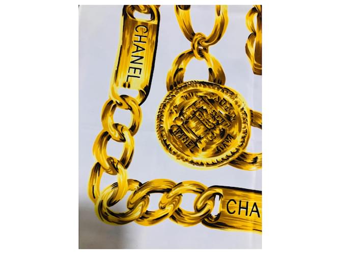 Chanel 31 Sciarpa con medaglione a catena dorata rue Cambon Bianco D'oro - vista 6