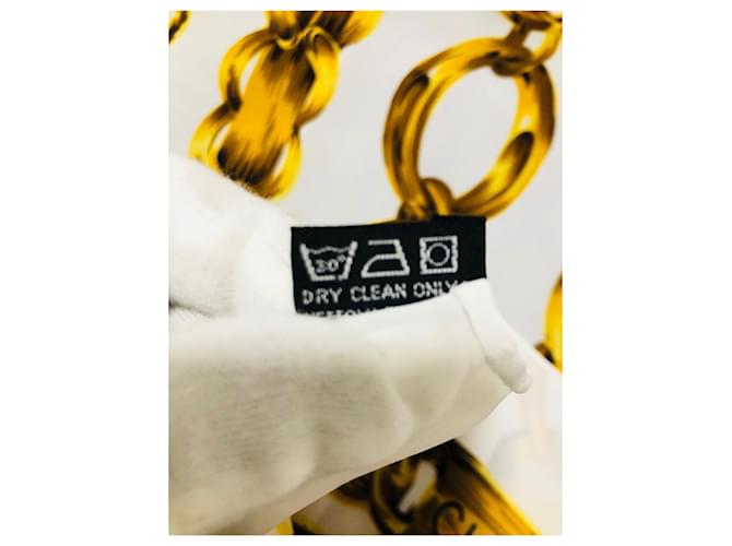 Chanel 31 Sciarpa con medaglione a catena dorata rue Cambon Bianco D'oro - vista 8