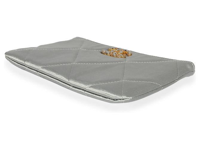 Chanel 19 Chanel Chanel de satén acolchado gris 19 O-caso Castaño Azul - vista 5