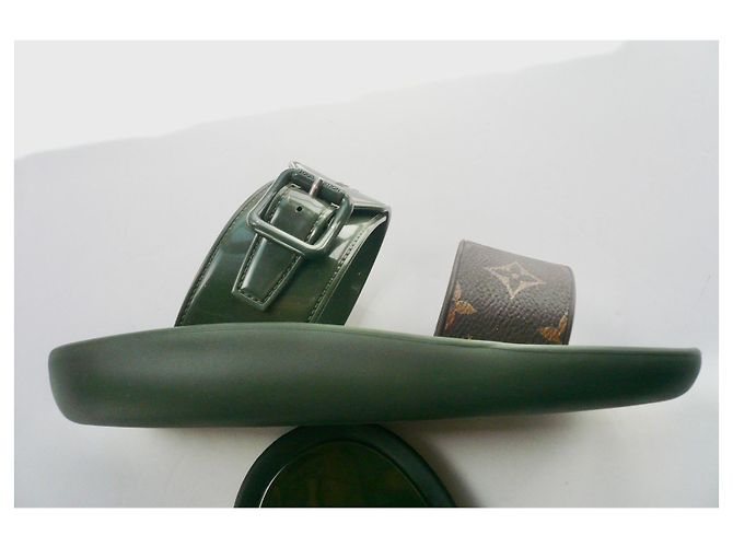 LOUIS VUITTON Monograma Sunbath Sandálias Mule Planas T39 US Caqui - vista 9
