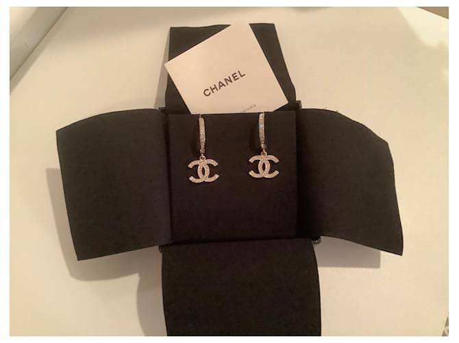 Chanel Aretes Gold hardware - vista 6