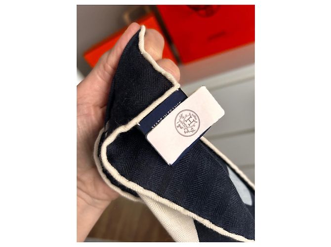 scialle 140 La sella immaginaria di Hermès Bianco sporco Blu navy Cammello - vista 4