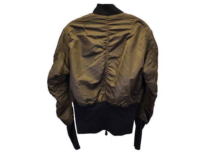 Sandro Paris Bomberjacke aus khakigrünem Nylon - Ansicht 2
