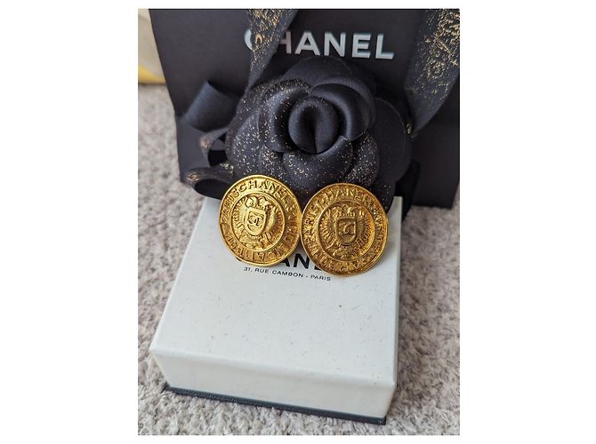 Chanel CC Rue Cambon Paris Logo Vintage Orecchini Clip Box D'oro - vista 2