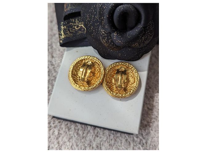 Chanel CC Rue Cambon Paris Logo Vintage Orecchini Clip Box D'oro - vista 3