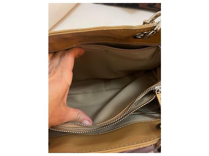 Chanel Sacola de compras Matelasse Camelo - vista 6