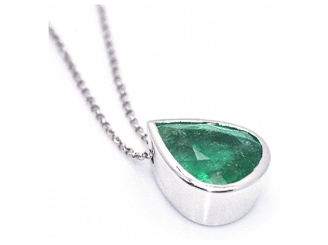 Autre Marque Collana in oro con smeraldo colombiano. Verde scuro - vista 3