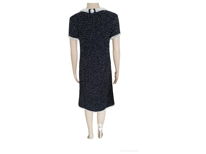 Chanel schwarzes Kaschmirkleid mit Perlen - Ansicht 4