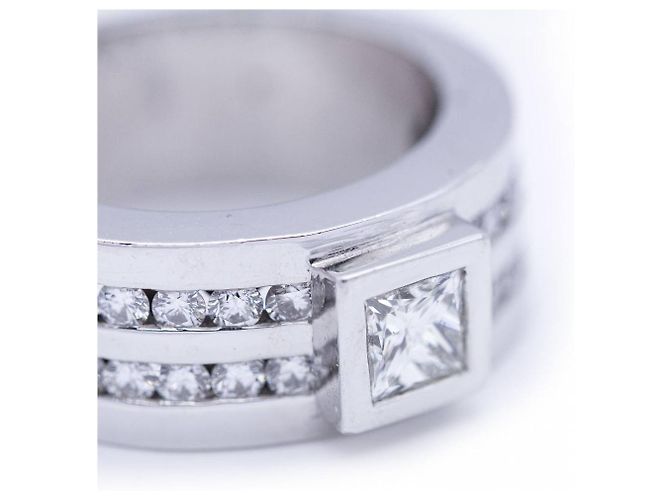 Autre Marque Weißgoldring mit Prinzessdiamant. Silber - Ansicht 5