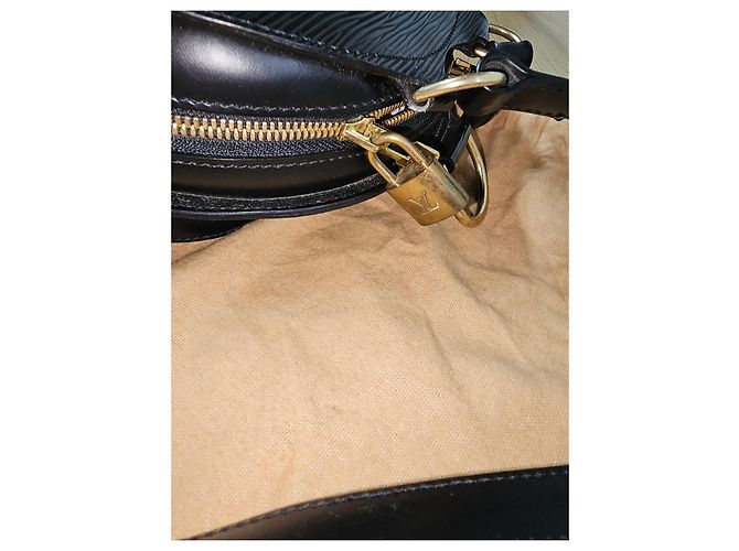 Louis Vuitton Mabillon Rucksack Schwarzes Epi Leder - Ansicht 4