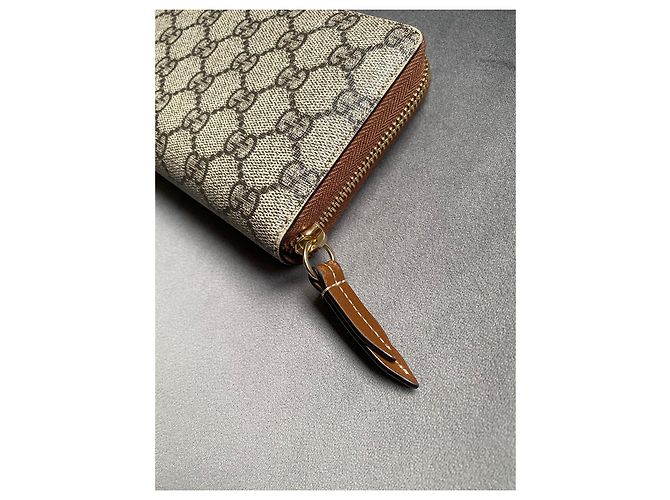 Portafoglio lungo con zip Gucci GG Supreme beige - vista 7