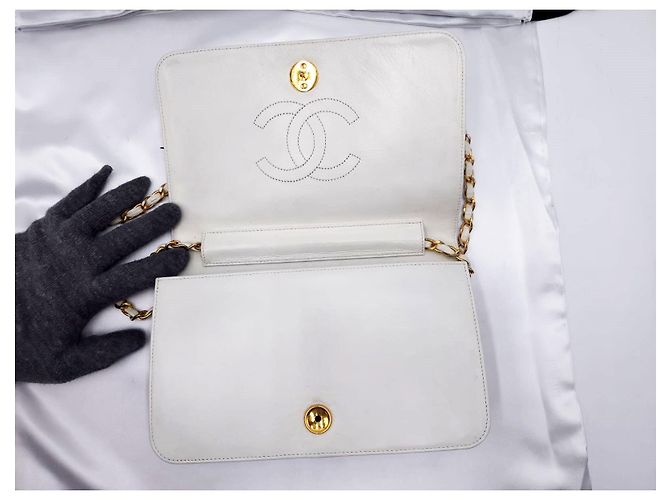 Executive Borsa a tracolla Chanel Timeless Classic Chevron bianca con patta singola Bianco - vista 11