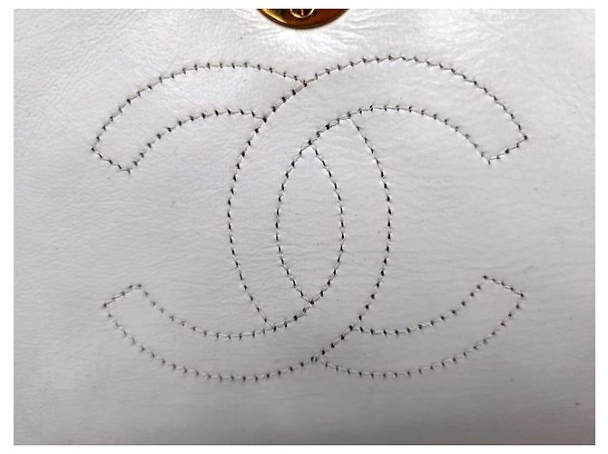 Executive Borsa a tracolla Chanel Timeless Classic Chevron bianca con patta singola Bianco - vista 12