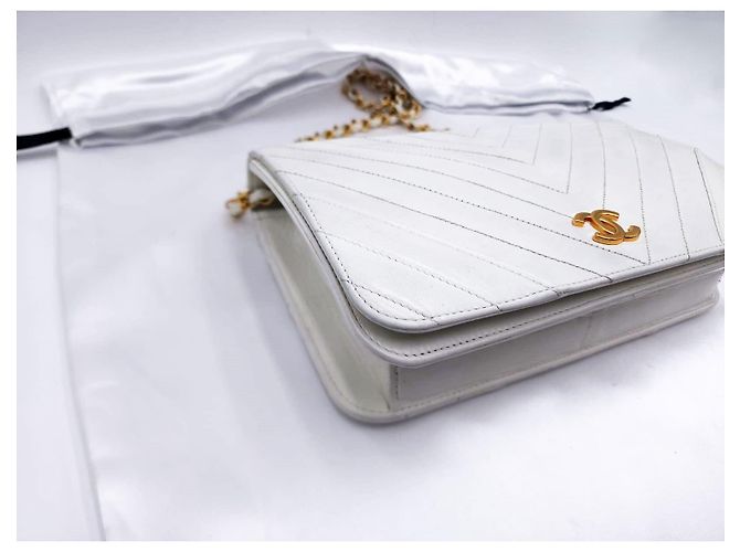 Executive Borsa a tracolla Chanel Timeless Classic Chevron bianca con patta singola Bianco - vista 9