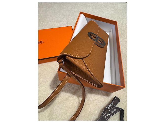 Chaîne d'ancre Borsa Hermès Chaine D’Ancre To Go Marrone Camel Pelle Cammello - vista 4
