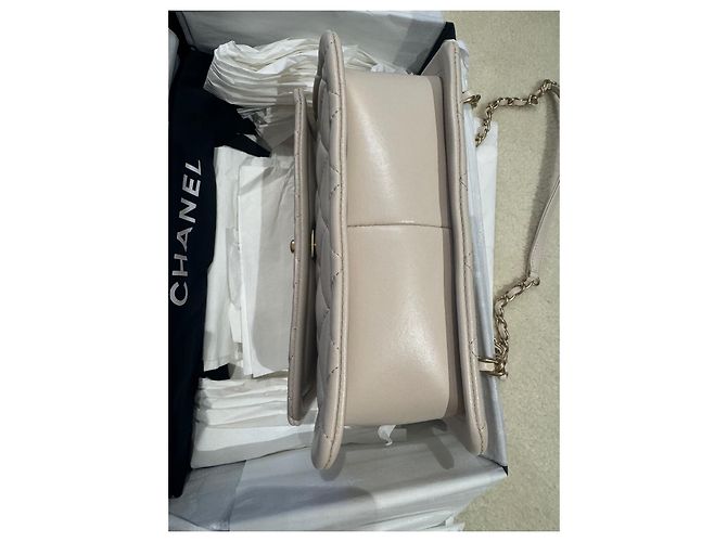Chanel Boy Bag Pink and Cream Shiny Leather Beige - view 7