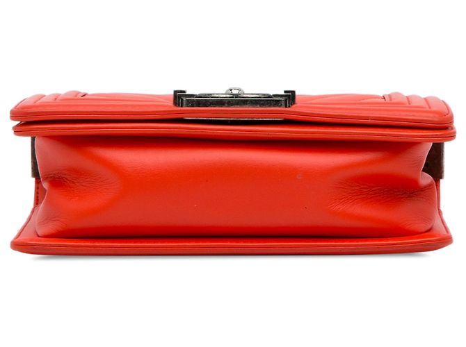 Borsa con patta Chanel piccola rossa Chevron Boy Rosso - vista 5