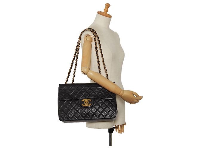 Chanel Black Jumbo XL Classic Lammfell Maxi Single Flap Schwarz - Ansicht 12