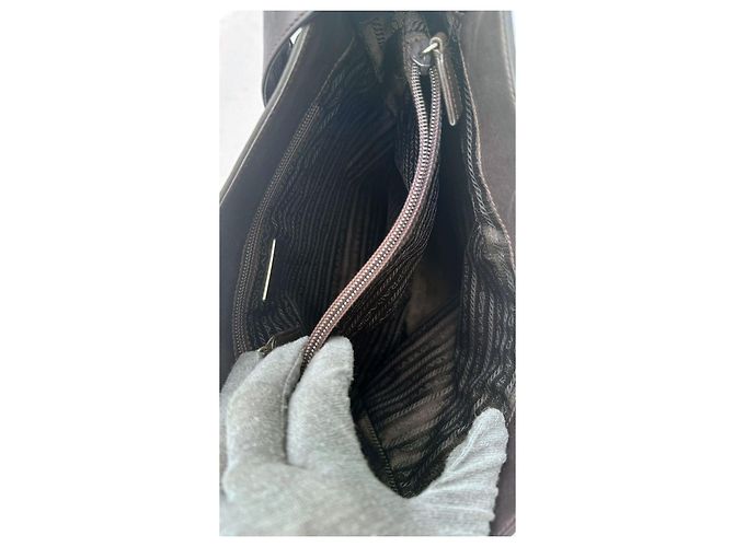 Borsa a tracolla Prada Tessuto in nylon e pelle Marrone scuro - vista 11