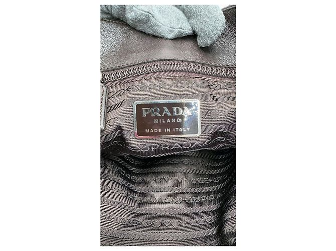 Borsa a tracolla Prada Tessuto in nylon e pelle Marrone scuro - vista 13
