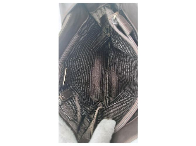 Borsa a tracolla Prada Tessuto in nylon e pelle Marrone scuro - vista 14