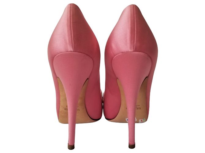 Valentino Garavani Décolleté Valentino in seta rosa - vista 6