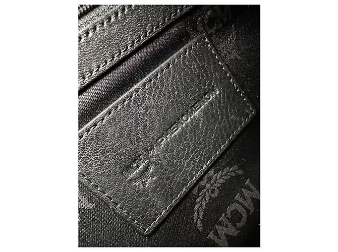 MCM Phenomenon upperr Stampa ologramma Custodia Pochette con stampa logo Pochette - vista 10