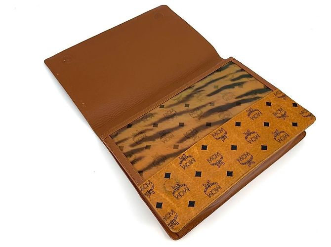 MCM Phenomenon upperr Stampa ologramma Custodia Pochette con stampa logo Pochette - vista 7