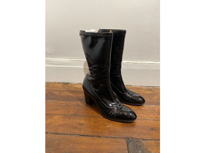 Botines GUCCI T.EU 38.5 de charol Negro - vista 2