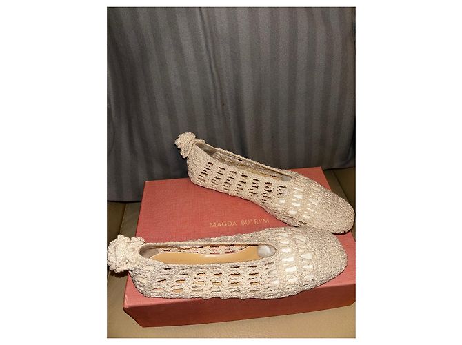 Magda Butrym Satin Pumps Creme - Ansicht 2