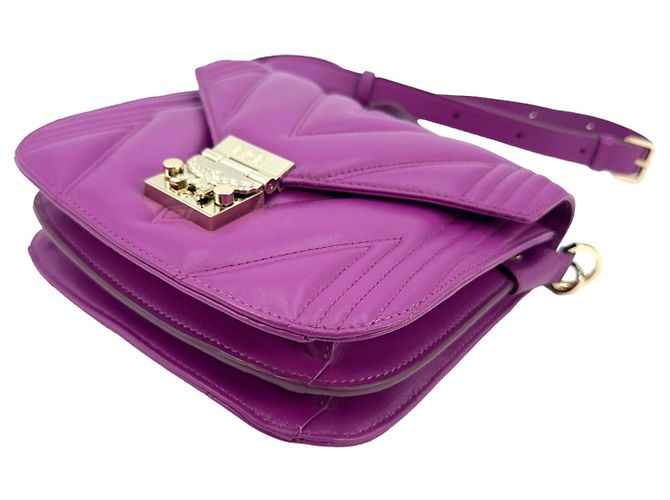 MCM Patricia Bolsa de Ombro em Couro Violeta Roxa Bolsa de Ombro Acolchoada Roxo Roxo escuro - vista 4