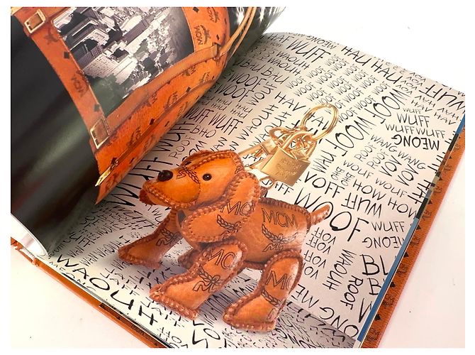 Libro MCM con copertina rigida Libro di decorazione di design per borse alla moda Assouline 2010 Michael Cromer - vista 3
