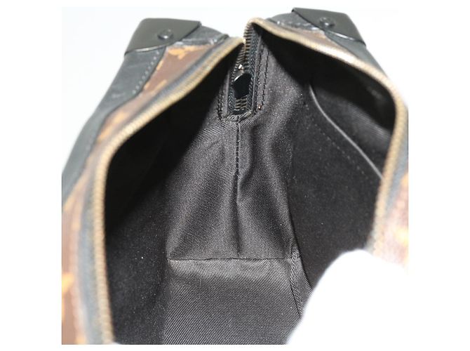 LOUIS VUITTON Bolso bandolera suave con monograma Solar Ray M44478 LV Auth 47327UNA - vista 21