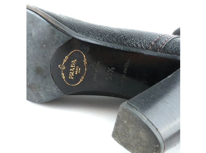 PRADA - Botas de tacón de cuero negro (tamaño 36.5) - vista 7