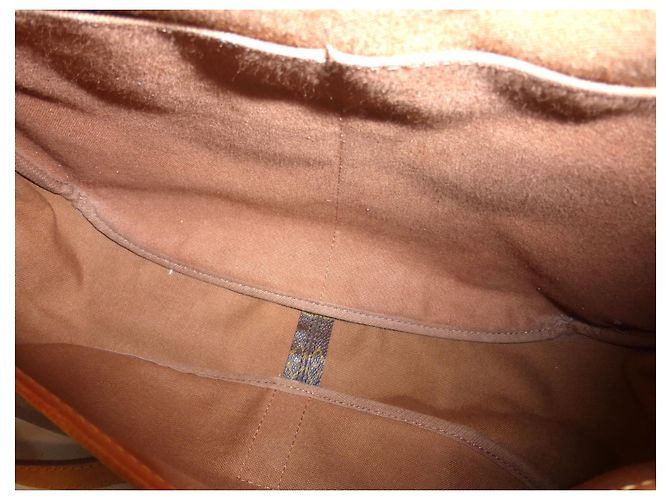 Louis Vuitton Saumur 35 Monogramma-VI882 Marrone - vista 15