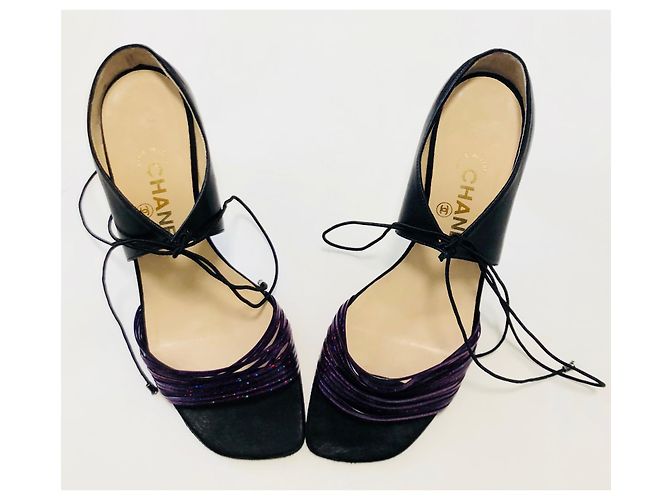 Chanel Tacchi con cinturino Mary Jane Nero Porpora - vista 12