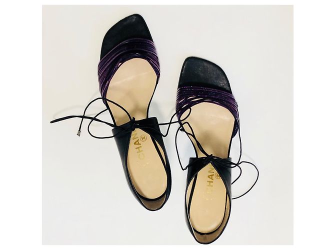 Chanel Tacchi con cinturino Mary Jane Nero Porpora - vista 15