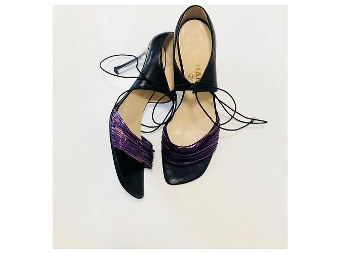 Chanel Tacchi con cinturino Mary Jane Nero Porpora - vista 16