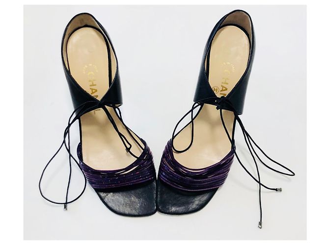Chanel Tacchi con cinturino Mary Jane Nero Porpora - vista 9