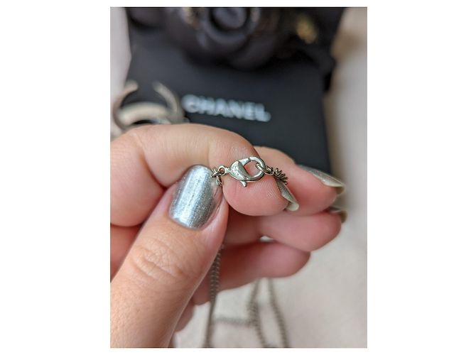 Chanel CC B15Scatola per collana SHW in cristallo con logo C Dubai Moon Collection Argento - vista 6