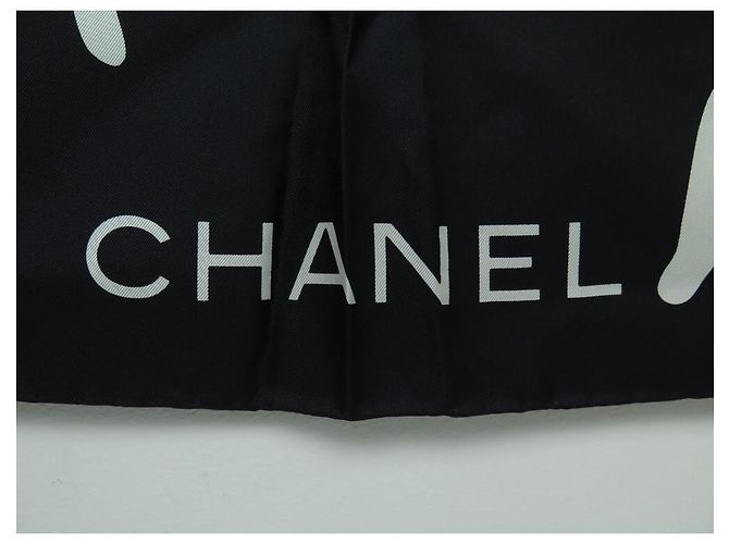 NUOVA SCIARPA QUADRATA CHANEL MADEMOISELLE GABRIEL COCO NERO ECRU QUADRATA 90 Sciarpa seta - vista 3