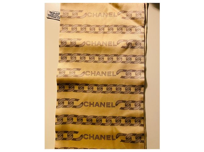Chanel Fular largo estampado cadenas Hardware de plata - vista 2